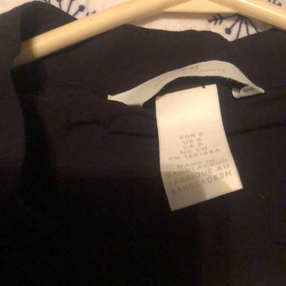 Ladies dress - Picture 3 of 3